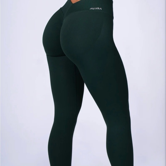 Alura Pants - Forest Green Women's Leggings